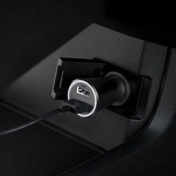 Auto punjac Xiaomi 37W crni