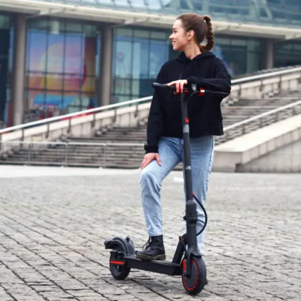 Elektricni trotinet Xplorer Cherokee V2 crni