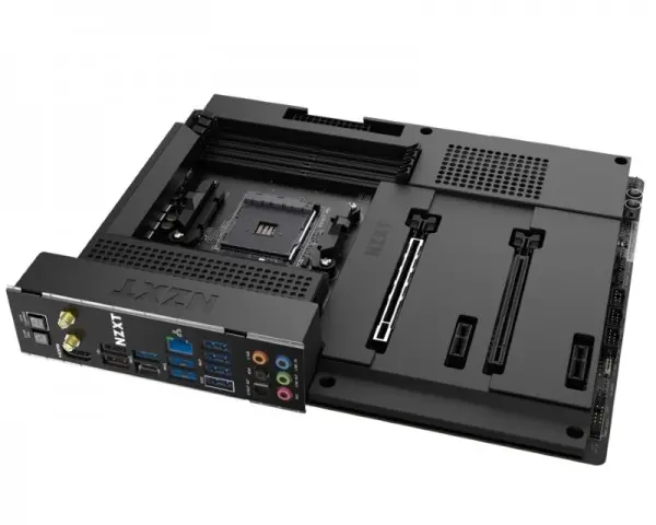 NZXT N7 B550 MATTE BLACK