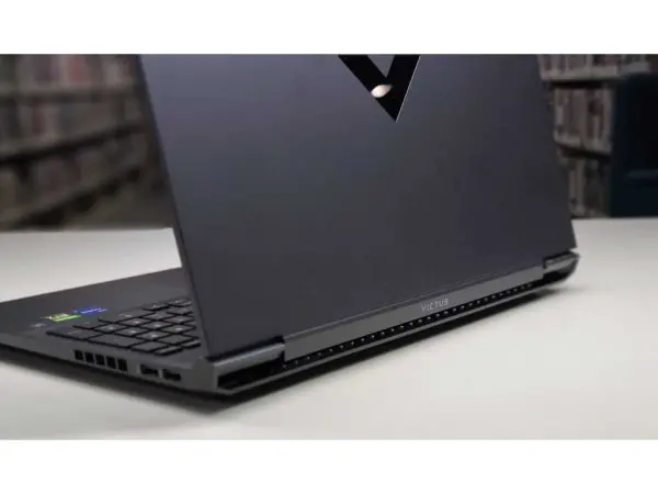 Laptop HP Victus 15-fb0046nm DOS15.6''FHD AG IPSRyzen 5-5600H16GB512GBRTX 3050 4GBsrebrnanb' ( '79K39EA' ) 
