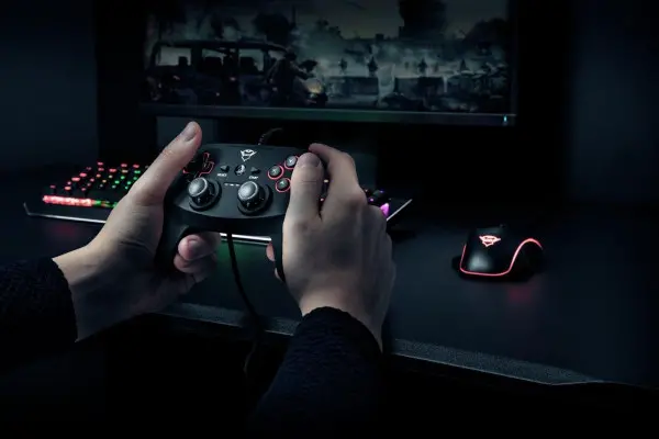 TRUST GXT540 YULA GAMEPAD (20712)