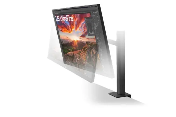 31,5” Ergo IPS 4K UHD 3840x2160@60Hz, 16:9, 1000:1, 5ms, 350 cd/m?, 178°/178°, 2 HDMI, 1 DisplayPort, 1 USB-C, 2 USB 3.0, 5Wx2 speakers, AM