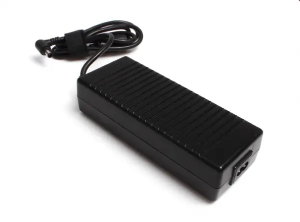 Punjac za laptop Sony 19.5V 6.15A (6.5*4.4) (2)