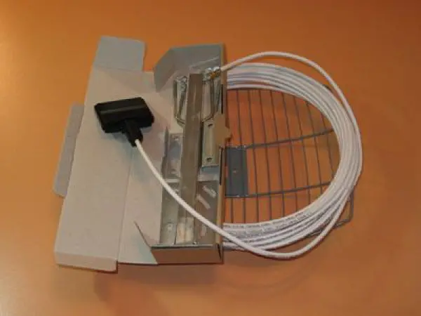 Antena Wireless WGR24-15DB 2.4GHz, 16dbi, 395x310mm, 75om sa koaksijalnim kablom 15m