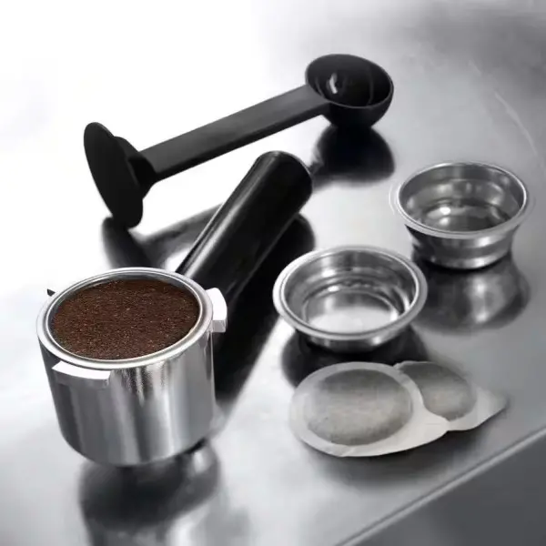 Delonghi espreso kafe aparat EC685.BK (EC685.BK)