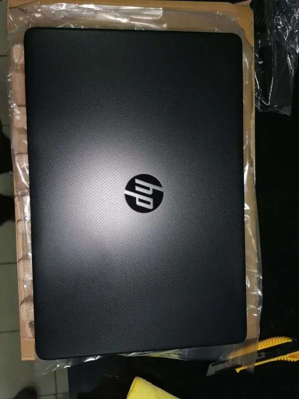 OUTLET - NB HP 15-dw3034nq i5-1135G78GBM.2 512GB15.6'' FHDGLAN2YENG3B0N8EA