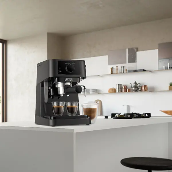Aparat za espresso DeLonghi EC230BK