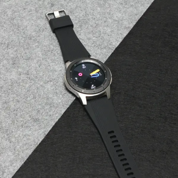 Narukvica relief za smart watch 22mm crna