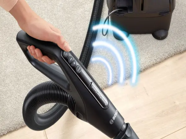 Usisivač BOSCH BGS41POW1Serija6700Wsa posudomcrna' ( 'BGS41POW1' ) 