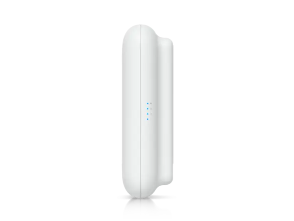 indooroutdoor AP with versatile mounting options and long-range external antenna' ( 'UK-ULTRA' ) 