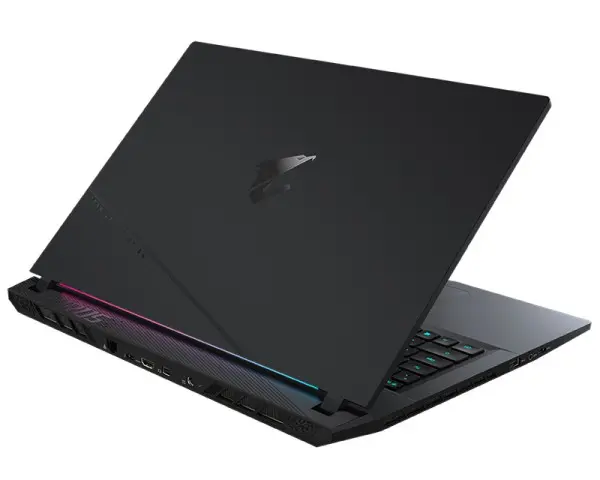 GIGABYTE AORUS 17 9SF 17.3 inch FHD 300Hz i5-12500H 16GB 512GB SSD GeForce RTX 4070 8GB RGB Backlit gaming laptop 