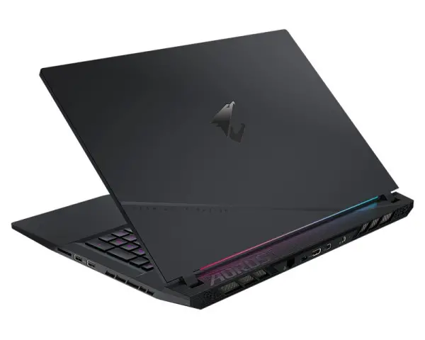 GIGABYTE AORUS 17 BSF 17.3 inch QHD 240Hz i7-13700H 16GB 1TB SSD GeForce RTX 4070 8GB Backlit Win11Home gaming laptop 