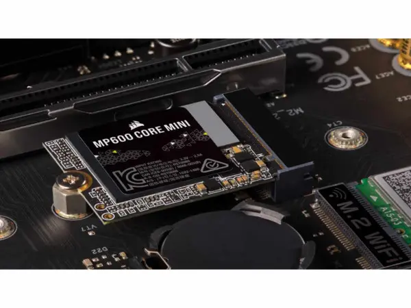 SSD CORSAIR MP600 CORE MINI 1TBM.2NVMecrna' ( 'CSSD-F1000GBMP600CMN' ) 