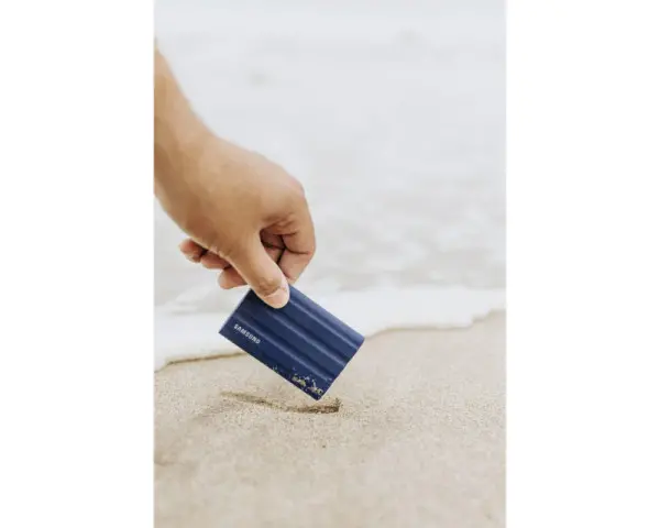 Portable SSD 2TB, T7 SHIELD, USB 3.2 Gen.2 (10Gbps), Rugged, [Sequential Read/Write : Up to 1,050MB/sec /Up to 1,000 MB/sec], Blue ( MU-PE2