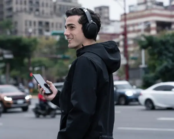 ASUS ROG STRIX GO BT Gaming slušalice sa mikrofonom 