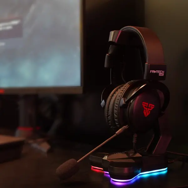 Stalak za slusalice Fantech AC3001S RGB crni