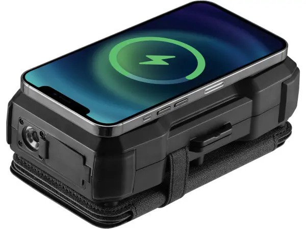 Solarni punjač Sandberg 421-05 13W 1xUSB-A2xUSB-C10000mAh37WhIP54