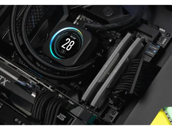 Memorija CORSAIR VENGEANCE 32GB(2x16GB)DDR56400MHzCL321.40VEXPO & XMP' ( 'CMK32GX5M2B6400Z32' ) 