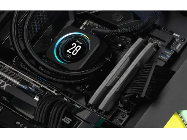 Memorija CORSAIR VENGEANCE 32GB(2x16GB)DDR56000MHzCL301.40VXMP & EXPO' ( 'CMK32GX5M2B6000Z30' ) 