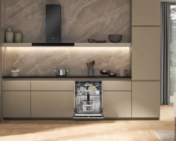 WHIRLPOOL W7I HF60 TU ugradna mašina za pranje sudova - 60cm 