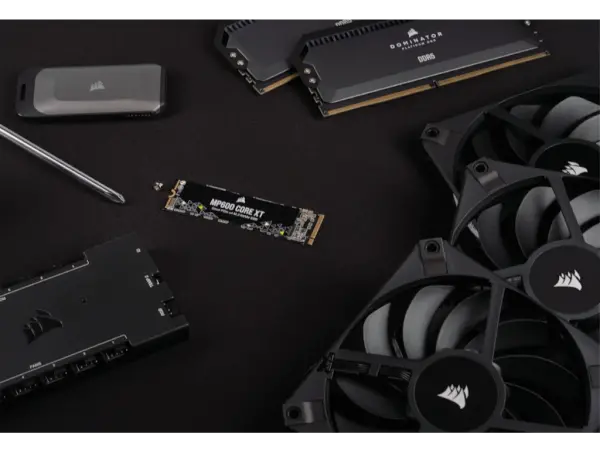 SSD CORSAIR MP600 CORE XT 1TBNVMe M.2Gen4 PCIe x4crna' ( 'F1000GBMP600CXTR2' )