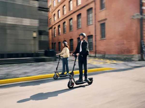 Elektricni trotinet SEGWAY NINEBOT F3 E' ( 'AA.05.17.01.0005' ) 