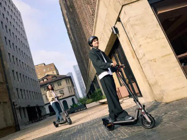 Elektricni trotinet SEGWAY NINEBOT F3 E' ( 'AA.05.17.01.0005' ) 
