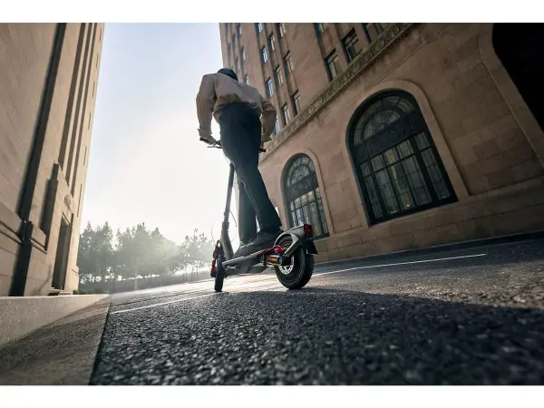 Elektricni Trotinet SEGWAY NINEBOT F3 PRO E' ( 'AA.05.17.02.0003' ) 