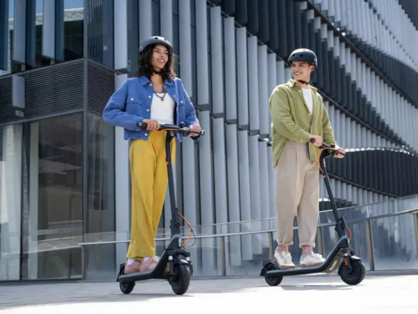 Elektricni trotinet SEGWAY NINEBOT E2 E II' ( 'AA.05.14.01.0004' ) 