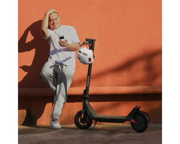 Xiaomi Mi Electric Scooter 4 Lite (2nd Gen)