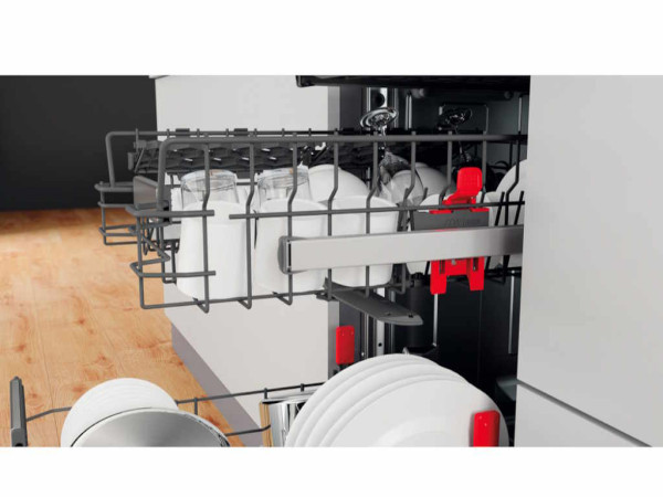 WHIRLPOOL WSBO 3O23 PF X ugradna sudo mašina
