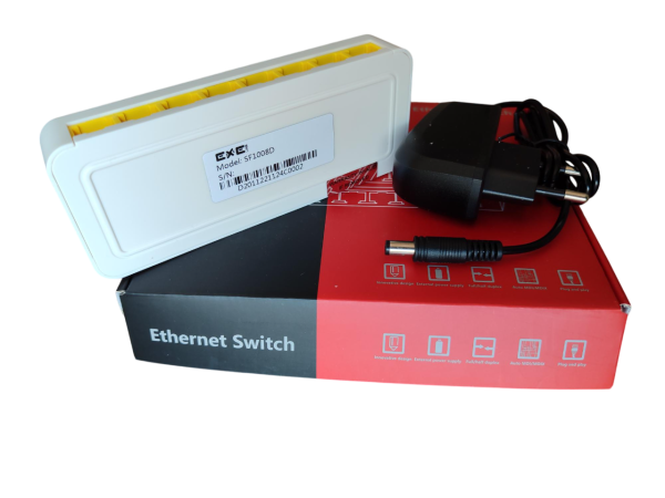 ExeLink SF1008D switch 8 Ethernet Portova, plastično kućište