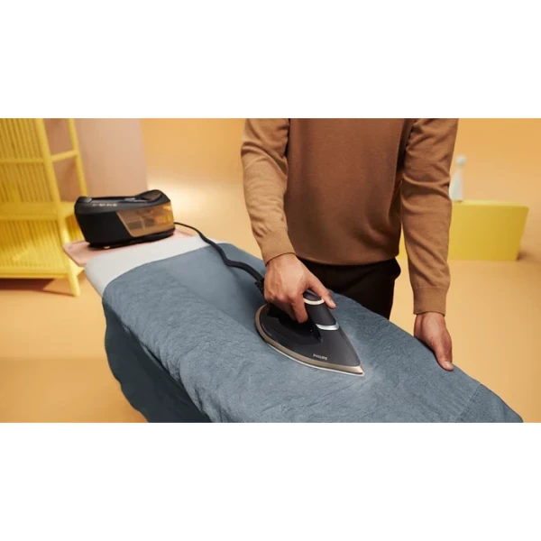 Parna stanica Philips PSG606400 2400W