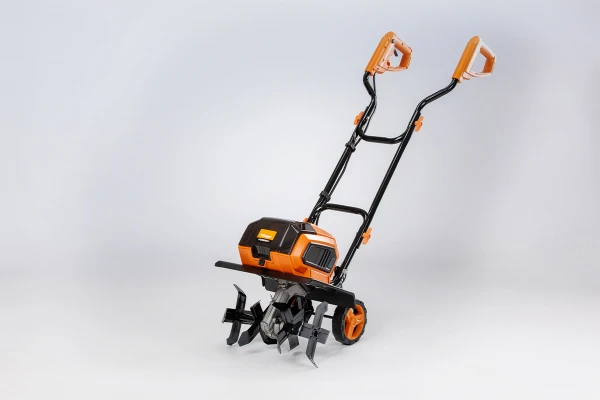 FUSE akumulatorski kultivator VCT 3640 