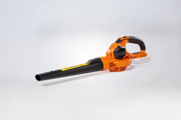 Fuse akumulatorski duvač za lišće VBV 2120