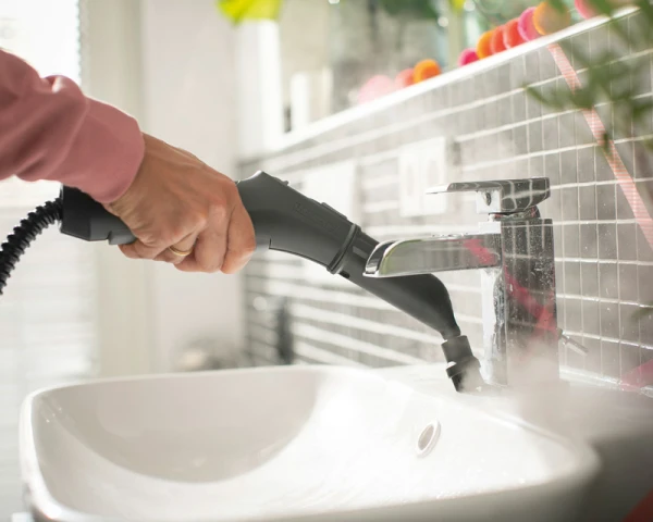 KARCHER SC 3 EASYFIX Paročistač beli 