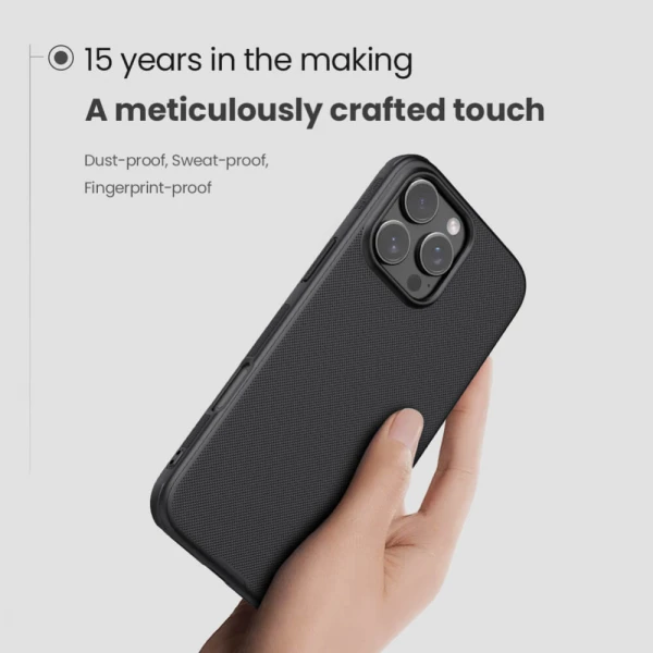 Torbica Nillkin Scrub Pro za iPhone 16 Pro Max 6.9 crna