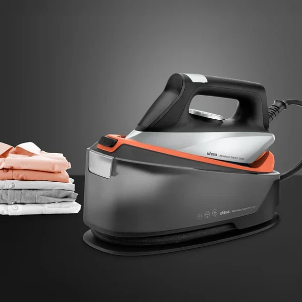 Parna stanica Ufesa Absolute steam luxe snaga 2400Wzapremina 1.2lpara 330g