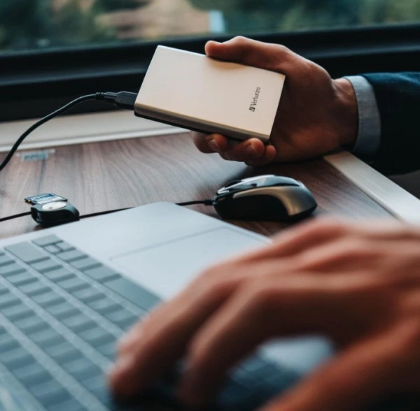 Verbatim EHV53189 SILVER 2TB, 2.5inc, Eksterni hard disk  USB 3.0