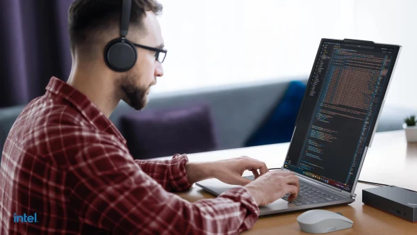 ThinkBook Plus G6 Rollable, Ultra 7 258V (8C/8T, 4.8G), 32GB LPDDR5x (int), 1TB SSD 2242 NVMe, 14.0-16.7´´ (2000x2350) POLED 120Hz HDR600, 