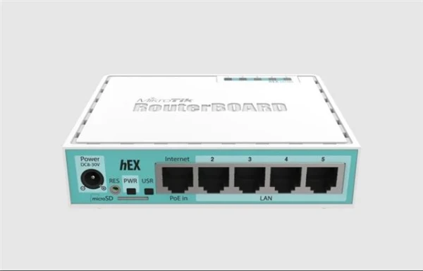 Mikrotik RB750Gr3 hEX