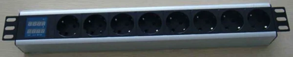230V razvodni PDU panel 19'' 1U sa 8 utičnih mesta, voltmetrom PDU-8SAV-1U