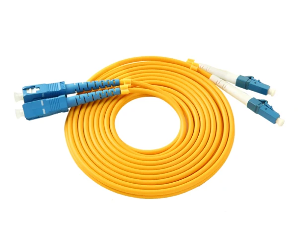 MAXPRO LINE Optički patch kabl SMUPCDX SC-LC 2M 
