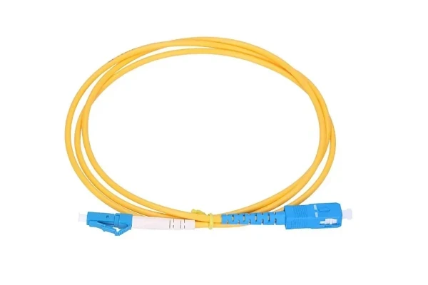 Optički patch cord kabl SCPC-LCPC sm simplex 5m 652D