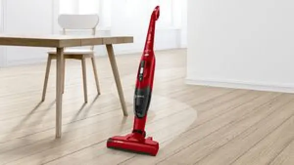 Usisivač BOSCH BBHF214Rsa posudomštapnicrvena' ( 'BBHF214R' ) 