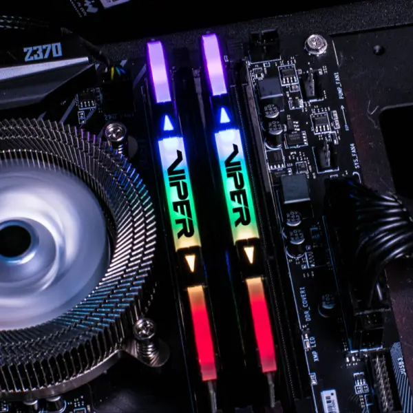 Memorija DDR4 16GB 2x8GB 3200MHz Patriot Viper RGB Black Dual Channel PVR416G320C6K