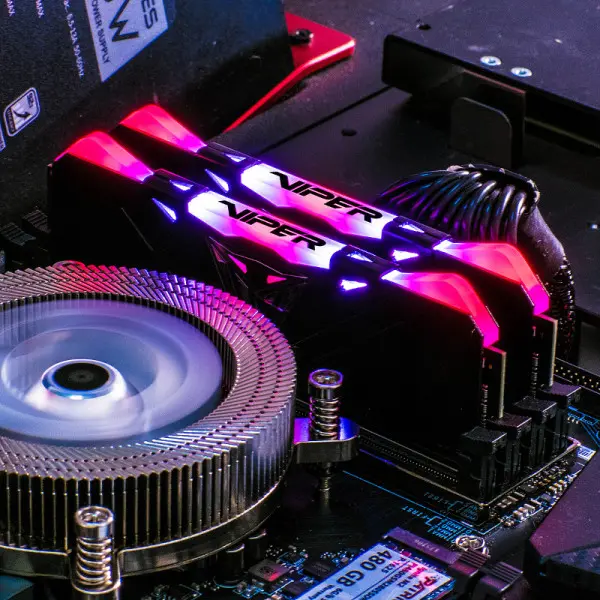 Memorija DDR4 16GB 2x8GB 3200MHz Patriot Viper RGB Black Dual Channel PVR416G320C6K