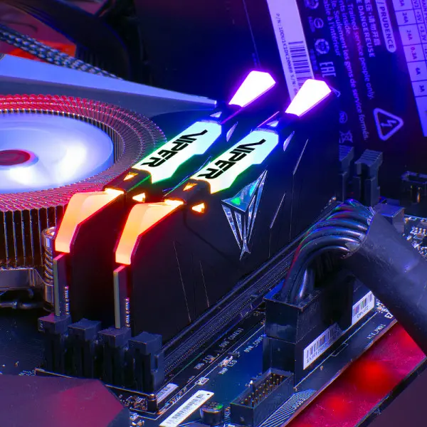 Memorija DDR4 16GB 2x8GB 3200MHz Patriot Viper RGB Black Dual Channel PVR416G320C6K