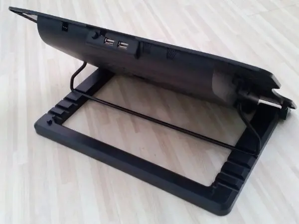 N2000FS** Gembird hladnjak za laptop 15-17\'' 140mm Fan-CONTROL, 2xUSB, 370x265mm, Ergo Stand(631)