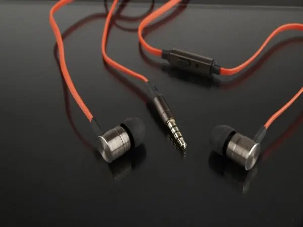 MHS-EP-LHR * Gembird Metal MP3 slusalice sa mikrofonom + volume kontrol \''London\'' (1x3,5mm) FO